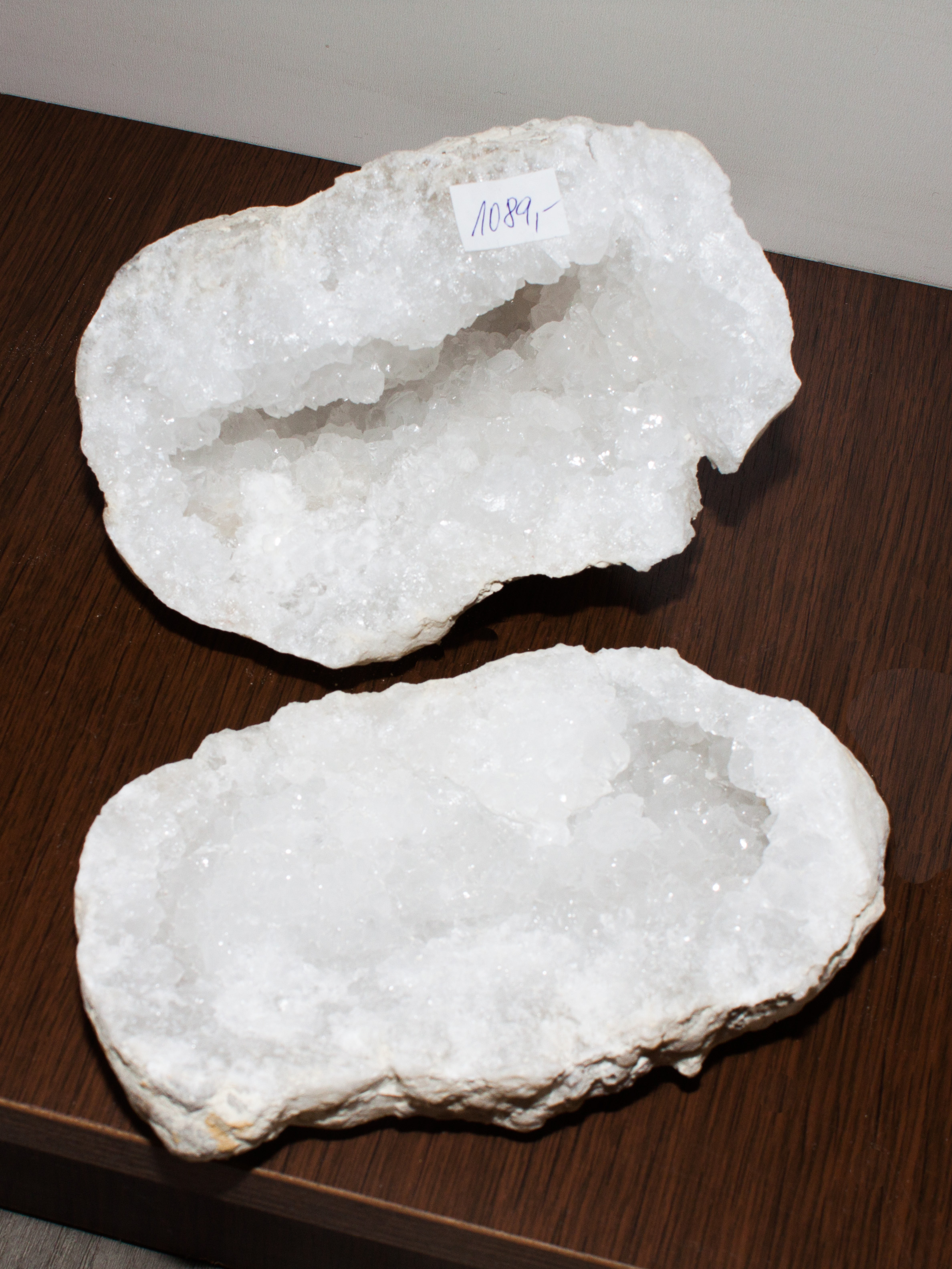 Křišťál - geody - 16 cm